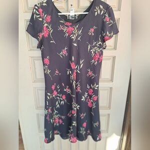 MollyMalloy Dress Petite Sz14P Blk/Floral Lined Short Sleeves Poly Pullover Work